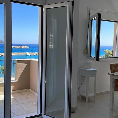 Locals Apartment Karpathos Eksteriør bilde